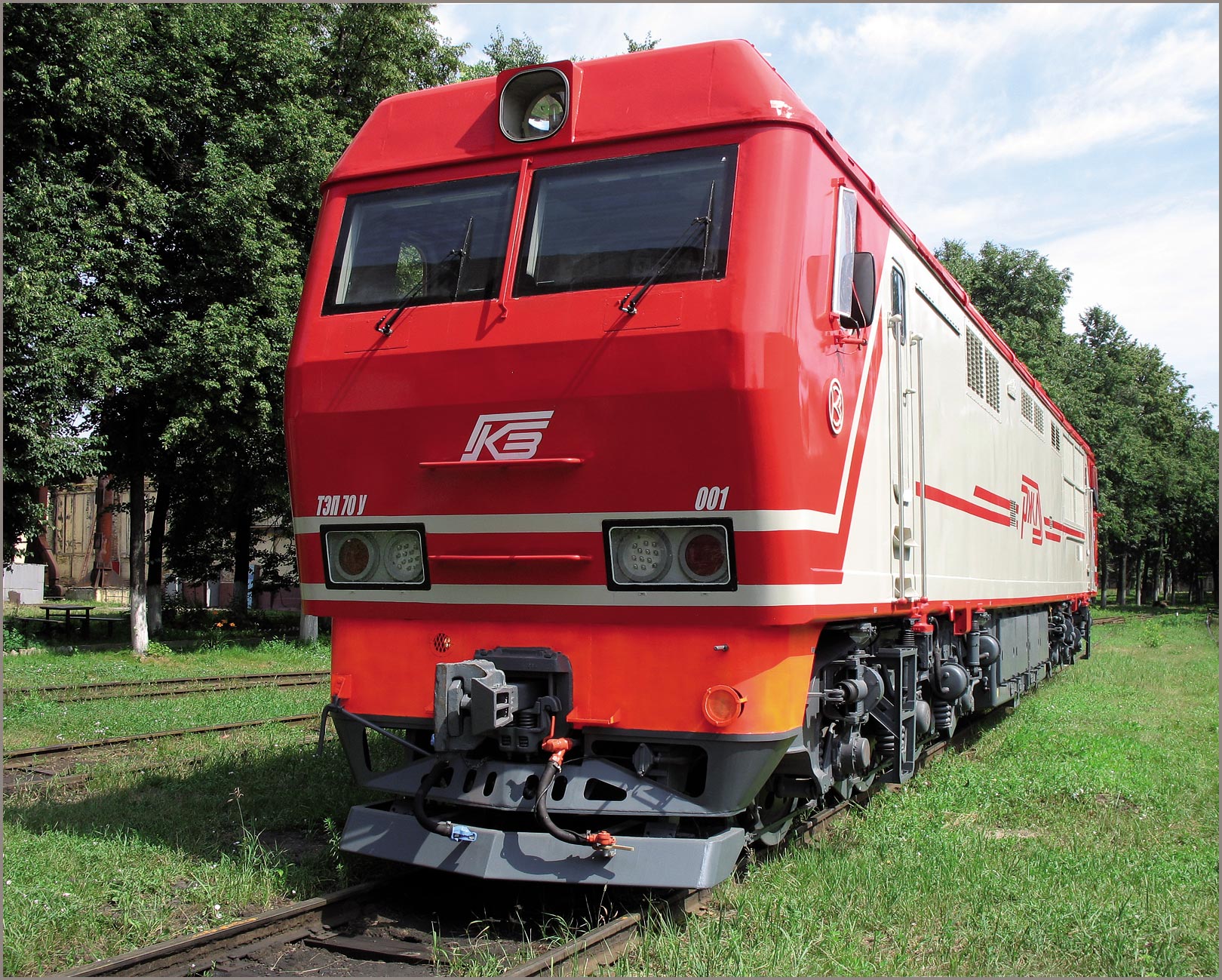 Пассажирский тепловоз ТЭП70У